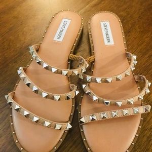 Steve Madden Studded Sandals Women’s Size 8